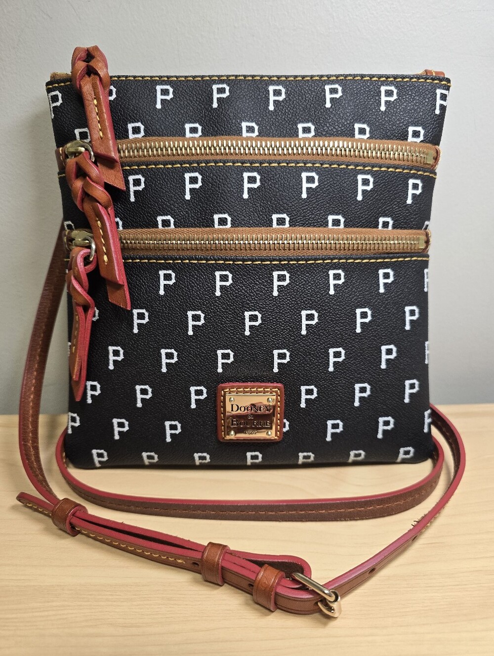 DOONEY & BOURKE MLB Pittsburgh Pirates Black PVC White Logo Tripl Zip Crossbody